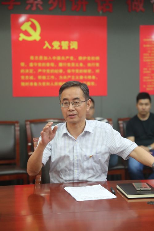 熊猫体育中心组织开展 “七一”专题“支部主题党日”活动(图8) 熊猫体育中心组织开展 “七一”专题“支部主题党日”活动(图8)