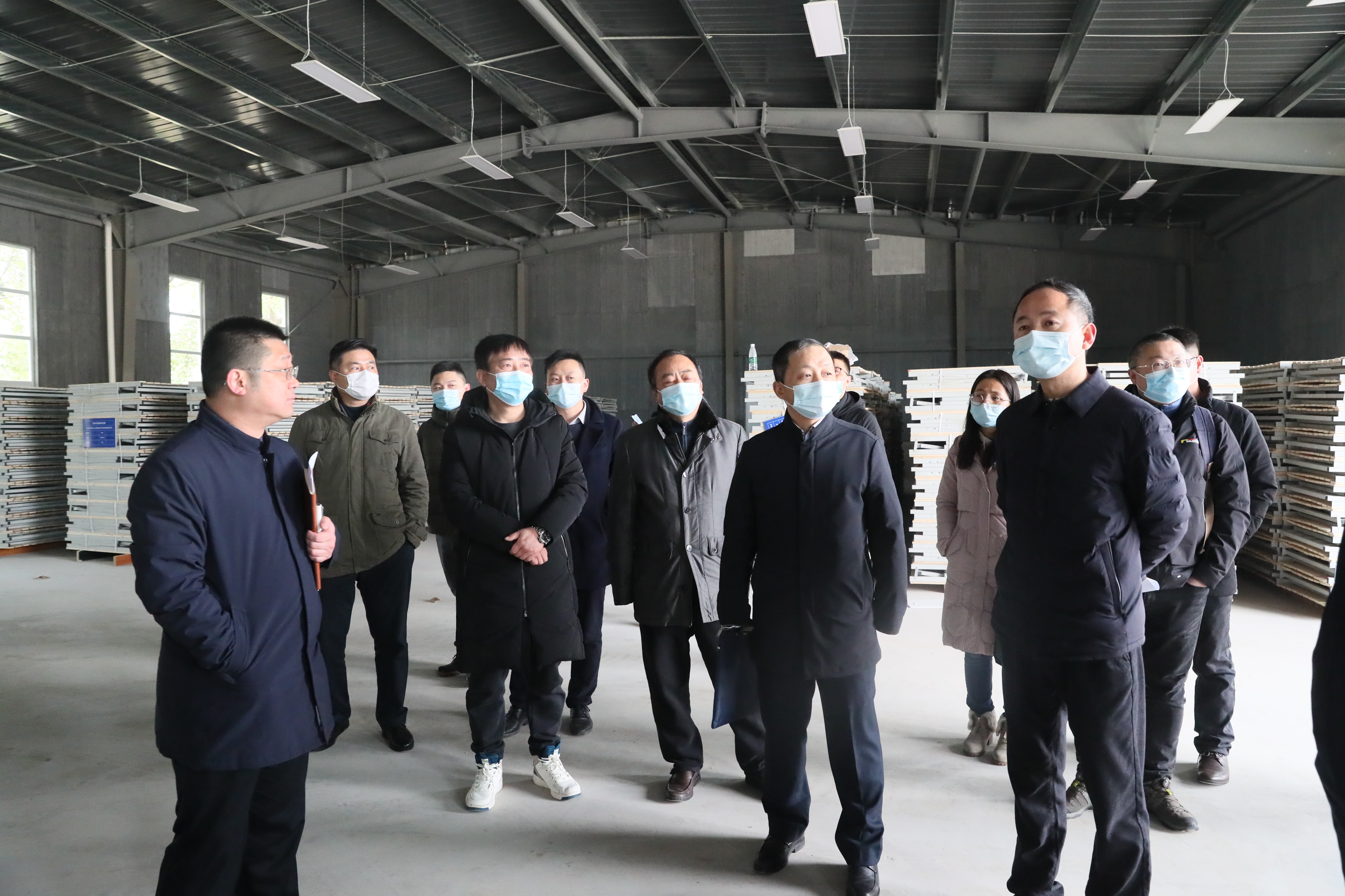 市纪委监委派驻市城建局纪检监察组调研熊猫体育中心平战结合改造项目(图2) 市纪委监委派驻市城建局纪检监察组调研熊猫体育中心平战结合改造项目(图2)
