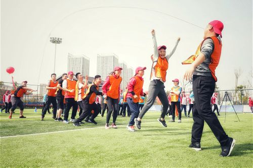 熊猫体育中心举办2018趣味运动会(图5) 熊猫体育中心举办2018趣味运动会(图5)