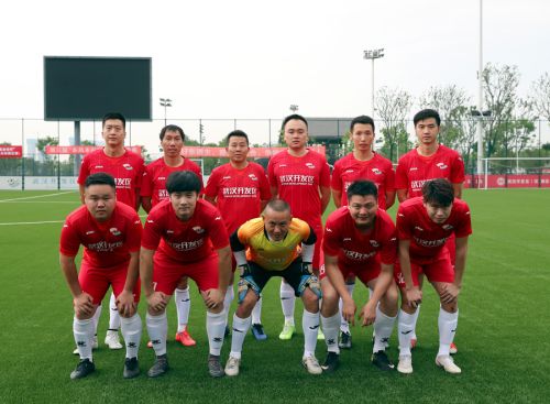 “东风本田杯”足球邀请赛开幕 车都绿茵队取得开门红(图2) “东风本田杯”足球邀请赛开幕 车都绿茵队取得开门红(图2)