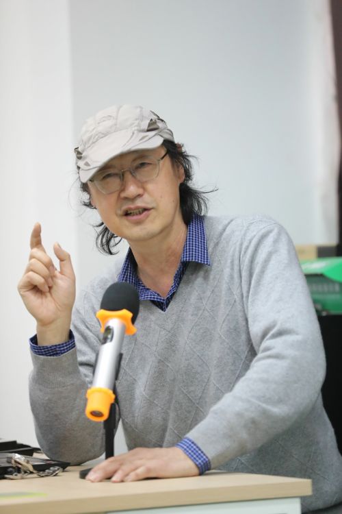 拿起手机当记者 ▏熊猫体育中心举办手机摄影专题培训(图2) 拿起手机当记者 ▏熊猫体育中心举办手机摄影专题培训(图2)