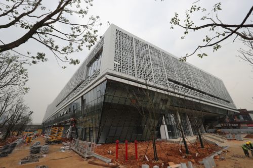 胡立山调研军运会主场馆建设(图5) 胡立山调研军运会主场馆建设(图5)