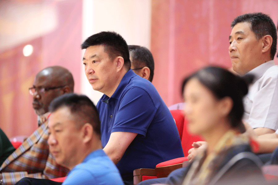 男篮世界杯盛大开幕 ▏俄罗斯险胜尼日利亚 阿根廷轻取韩国(图3) 男篮世界杯盛大开幕 ▏俄罗斯险胜尼日利亚 阿根廷轻取韩国(图3)