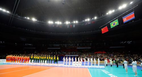 虽败犹荣!“中国女排 你们最棒”(图2) 虽败犹荣!“中国女排 你们最棒”(图2)