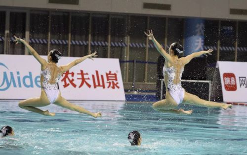 “水上芭蕾”究竟有多美?全国花样游泳锦标赛武汉“绽放”(附精美图集)(图11) “水上芭蕾”究竟有多美?全国花样游泳锦标赛武汉“绽放”(附精美图集)(图11)