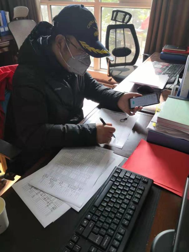 不忘初心,践行使命 ——熊猫体育中心下沉一线防控疫情侧记(图15) 不忘初心,践行使命 ——熊猫体育中心下沉一线防控疫情侧记(图15)