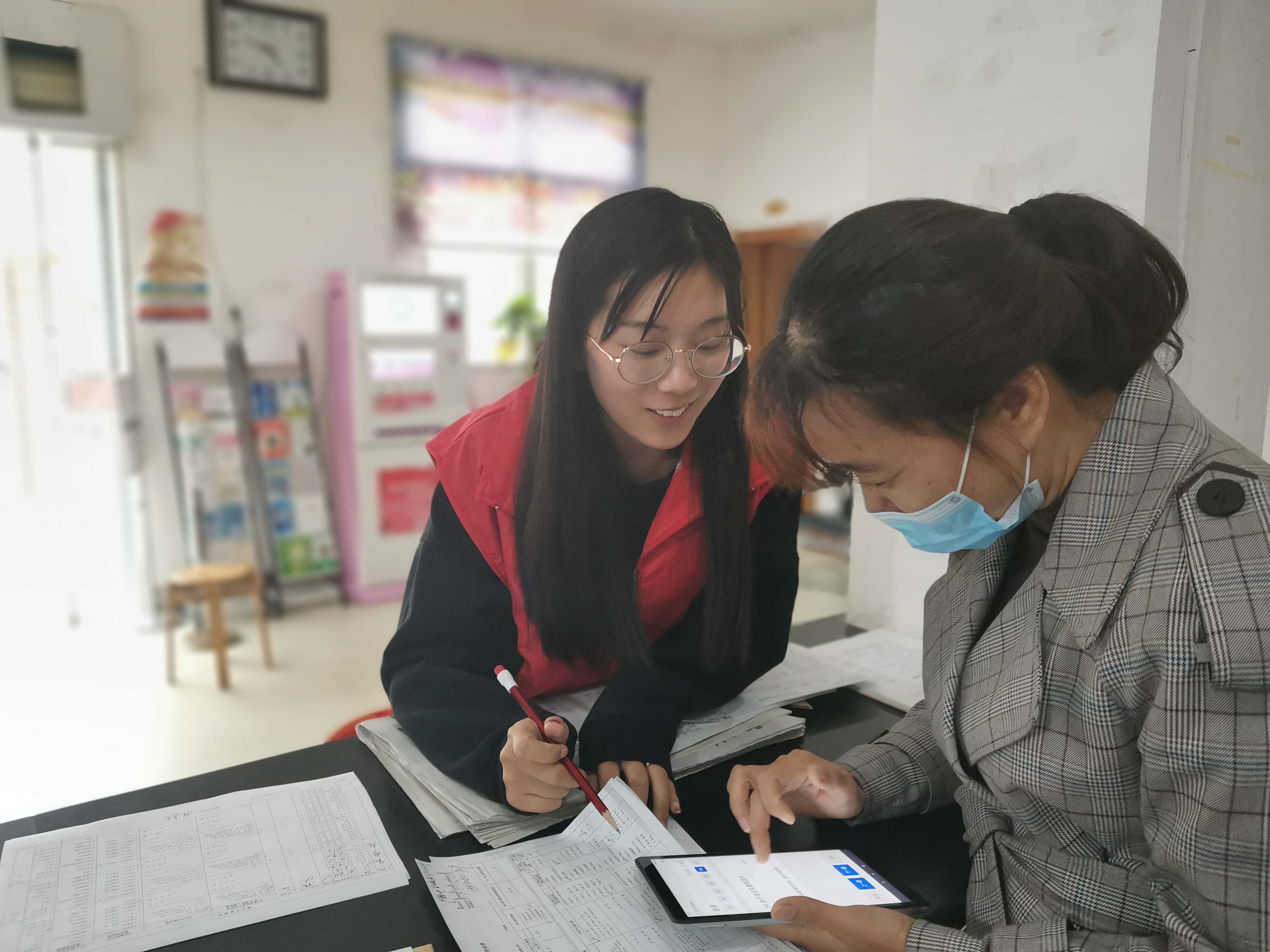 党建结对共建 熊猫体育中心和十八家社区联合开展主题党日活动(图8) 党建结对共建 熊猫体育中心和十八家社区联合开展主题党日活动(图8)