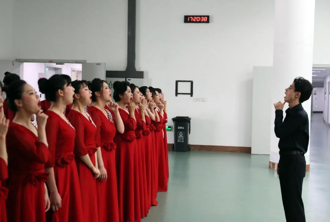 歌颂百年华章 献礼建党100周年(图6) 歌颂百年华章 献礼建党100周年(图6)